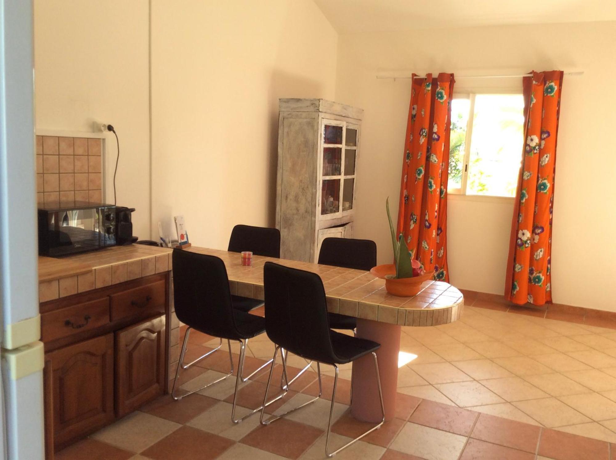 Hotel La Kaz A Dada à Sainte-Suzanne Extérieur photo